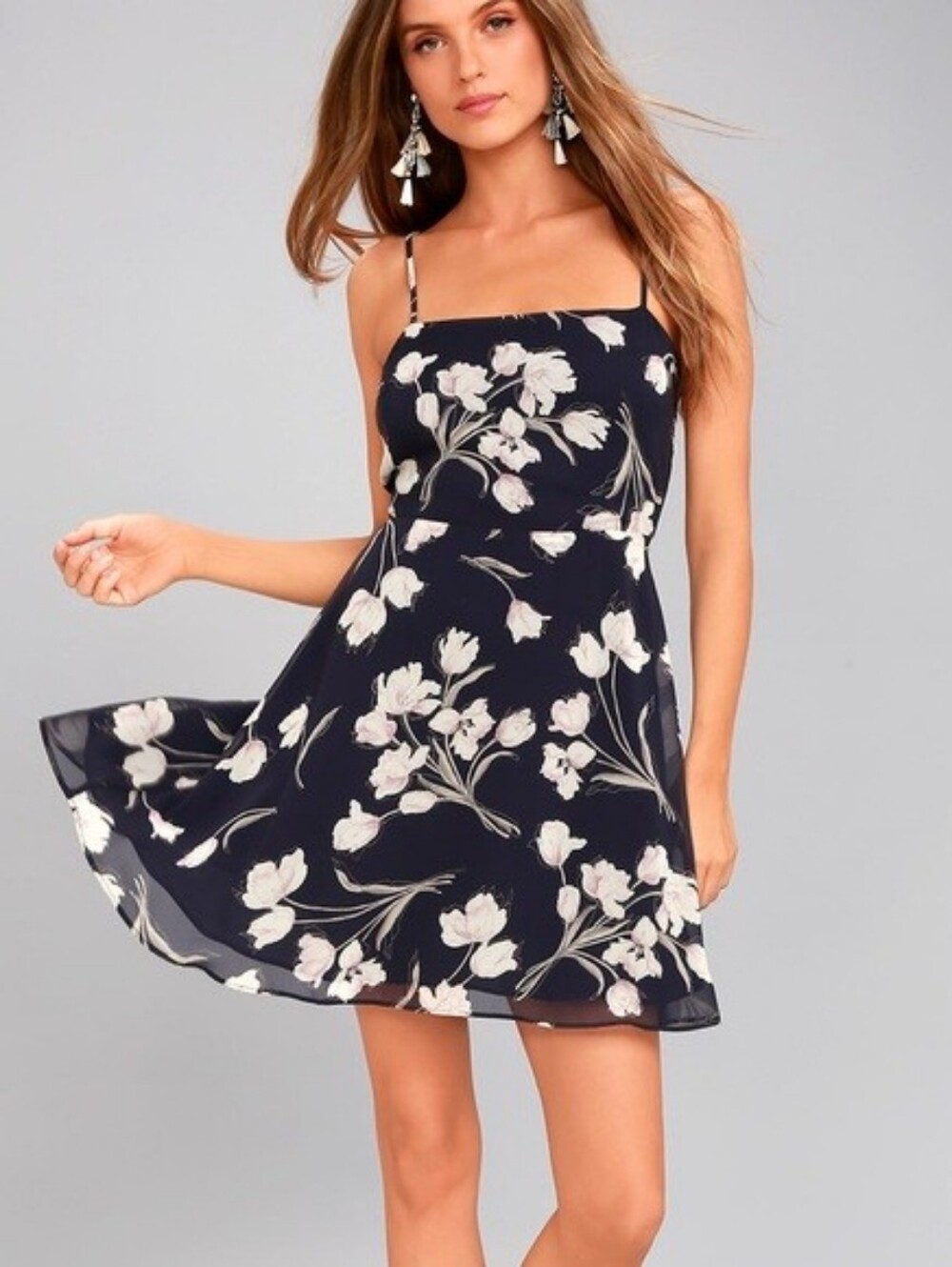 Lulus Blooming Beauty Navy Floral Dress Size Medium